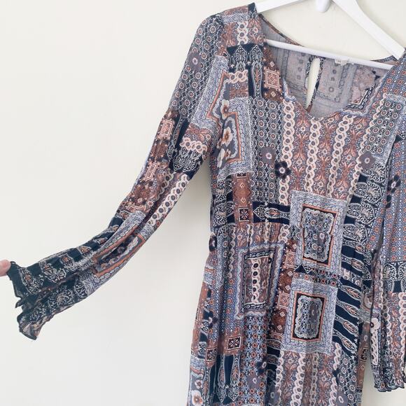 En Creme Romper Size M Blue Handkerchief Ikat Print Long Sleeve Shorts Bohemian - Picture 2 of 7